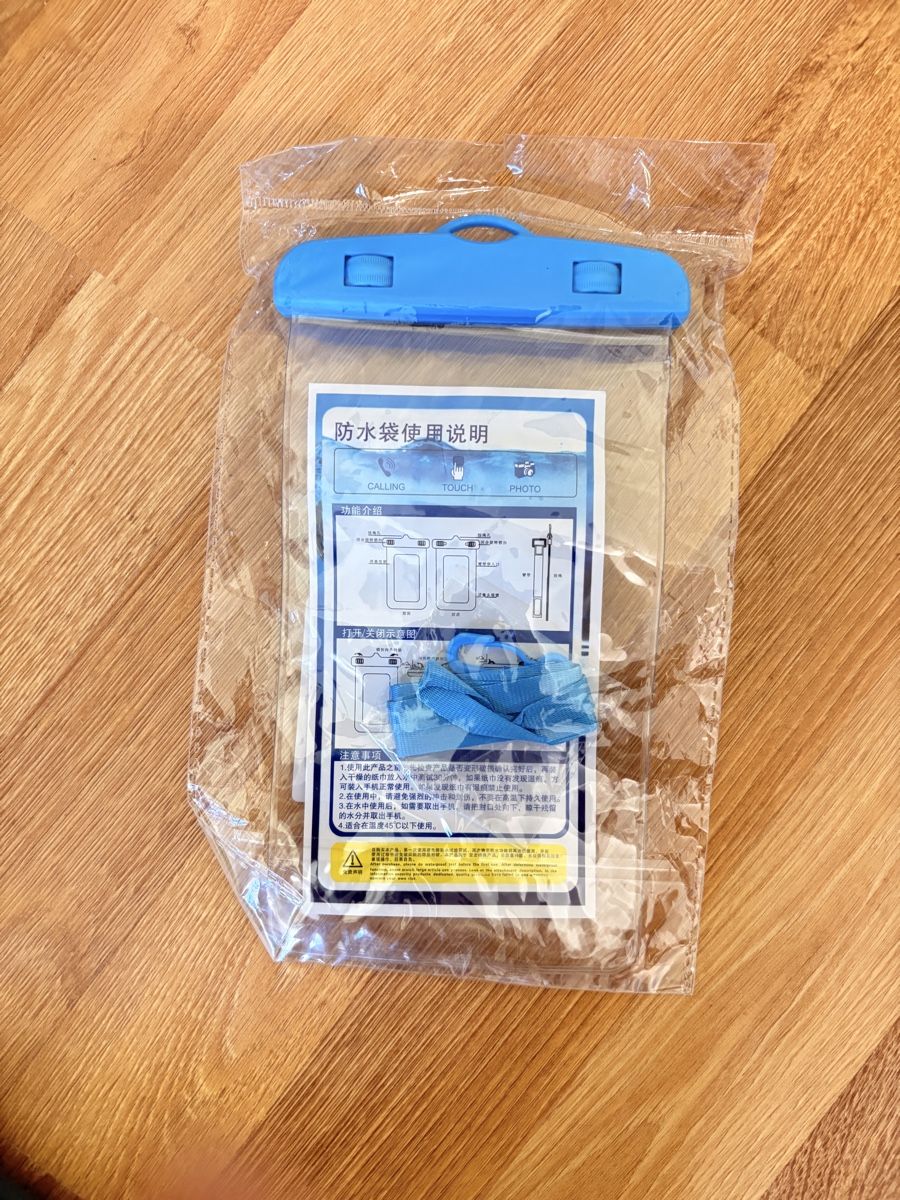 Taschen: Waterproof Pouch Blue New – Neu (gemäss Beschreibung) aus Zürich von yaq_c9vx