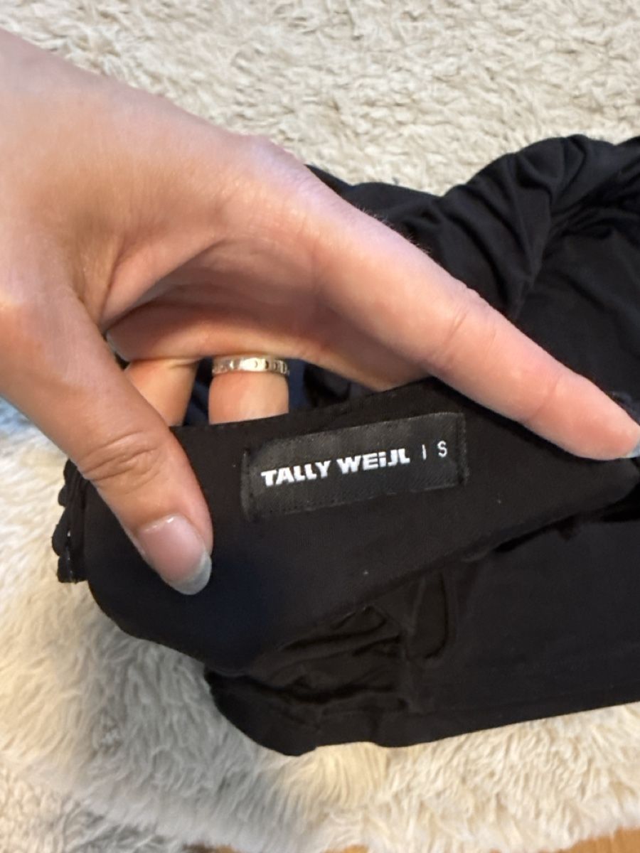 Tally Weijl Vestiti: Kurzes enges Kleid – Usato da Sevelen venduto da Shelly 1