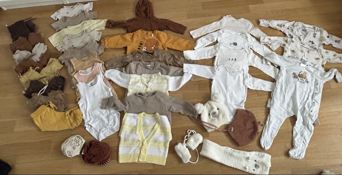 Lotti & Set di vestiti: Grosses Kleiderpaket Grösse 80 – Usato da Regensdorf venduto da Branca990