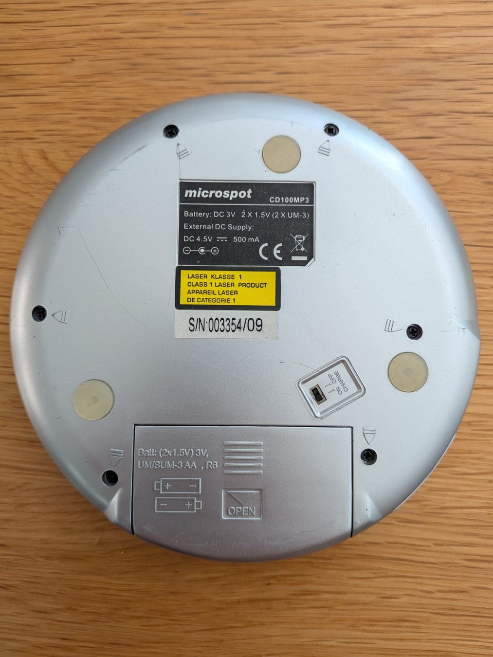 Microspot Lettore multimediale portatile: Microspot CD Player CD100MP3 Discman – Usato da Frauenfeld venduto da Marzia.M 1