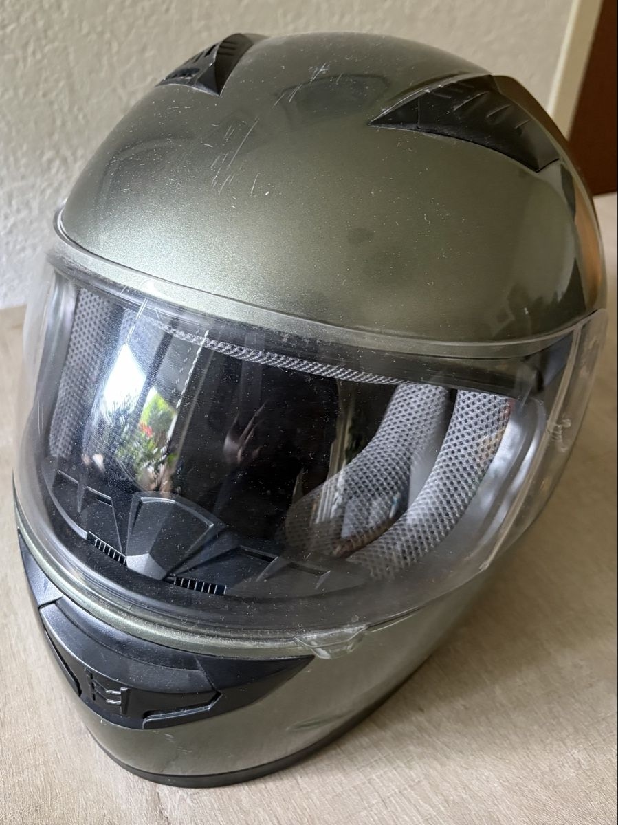Caschi & visiere: Motorbike Helmet – Usato da Balsthal venduto da isv_h2f6 1