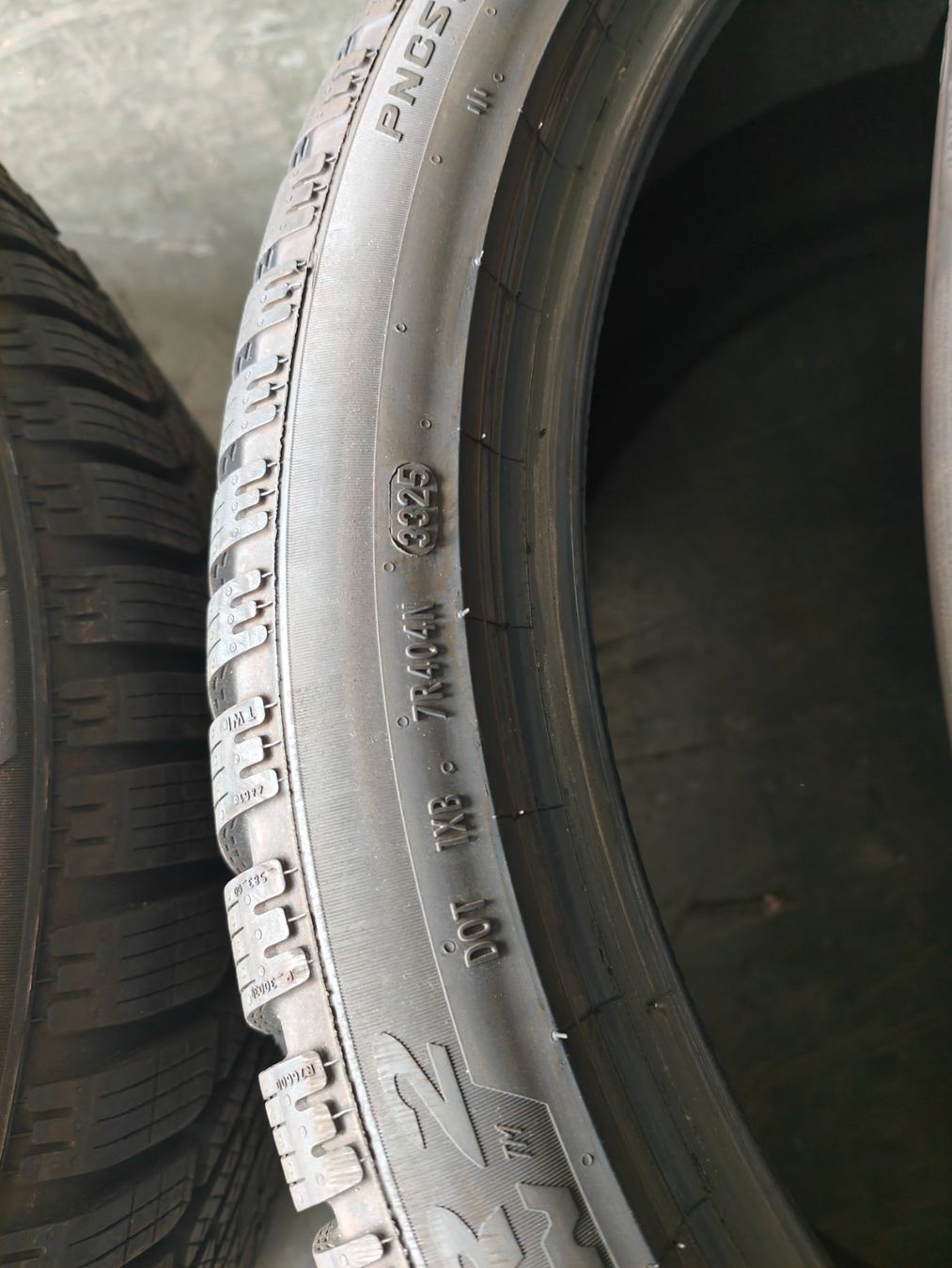 Pneus & Roues: BMW X5 Winterreifen – D'occasion à Oberengstringen par Reifen-Lagerverkauf 4