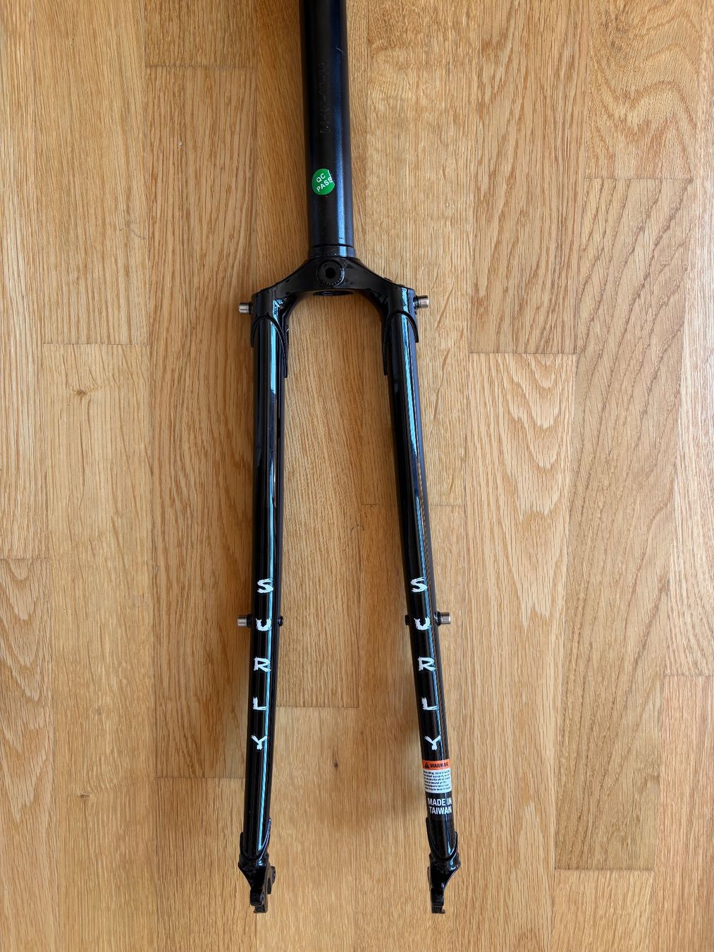 Surly Pezzi di ricambio: Surly Disc Trucker Rigid Fork - 28" | 45mm | 1 1/8" Ahead | – Nuovo (secondo la descrizione) da Zürich venduto da bar_7hcd