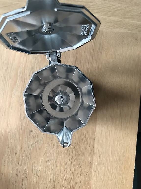 Macchine per caffè & Macchine per espresso: Cafetière style italien induction – Usato da Le Sentier venduto da omn_85j8 1