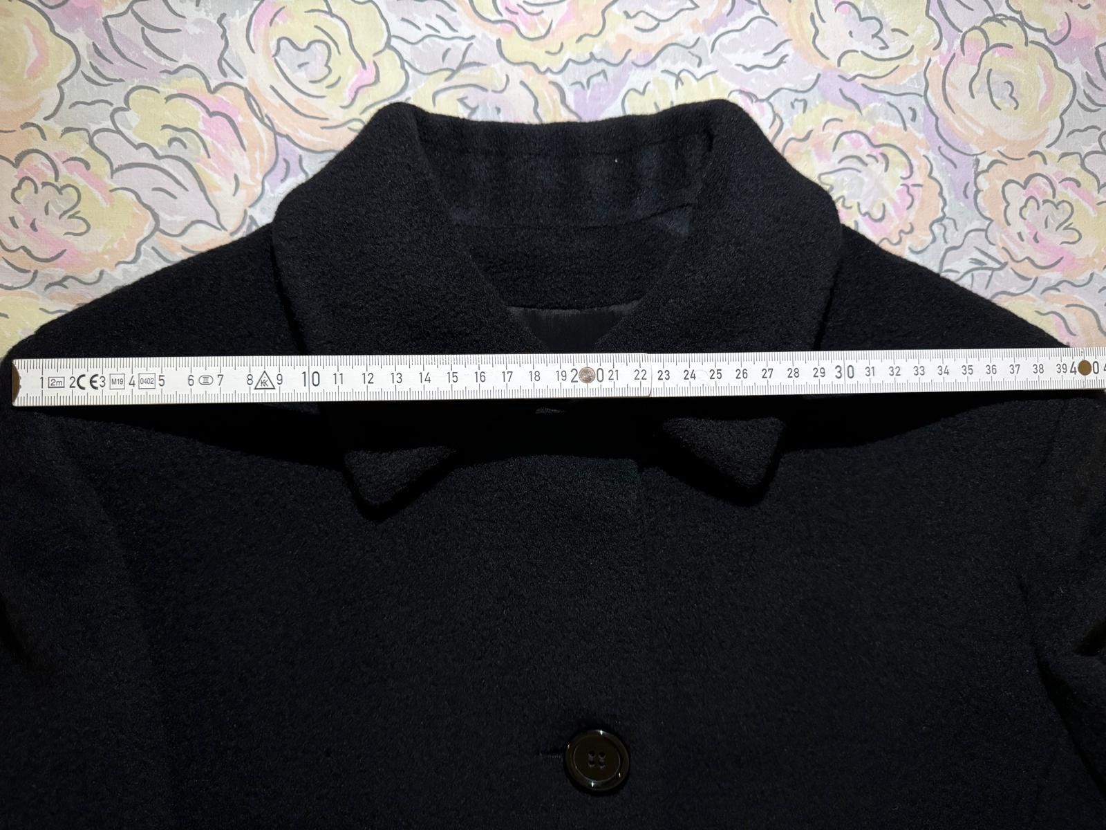 Cappotti: Cappotto nero – Usato da Lugano venduto da Sophie2810 2