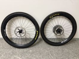 DT Swiss Laufradsatz M1700 27.5 Zoll mit Maxxis Bereifung