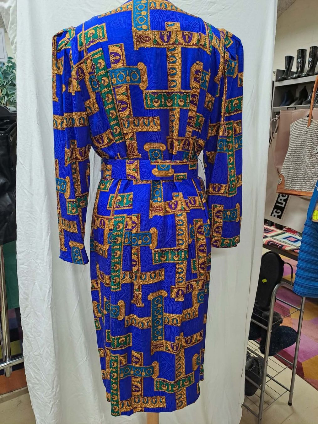 Vestiti: Robe ADRIANNA PAPELL – Usato da La Chaux-de-Fonds venduto da Emmaus2300CDF 2