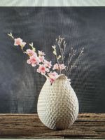 schöne einzigartige Vase von ASA in der Farbe Creme