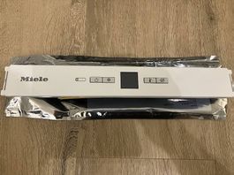 Steuerleiste Miele zu Kühlschrank