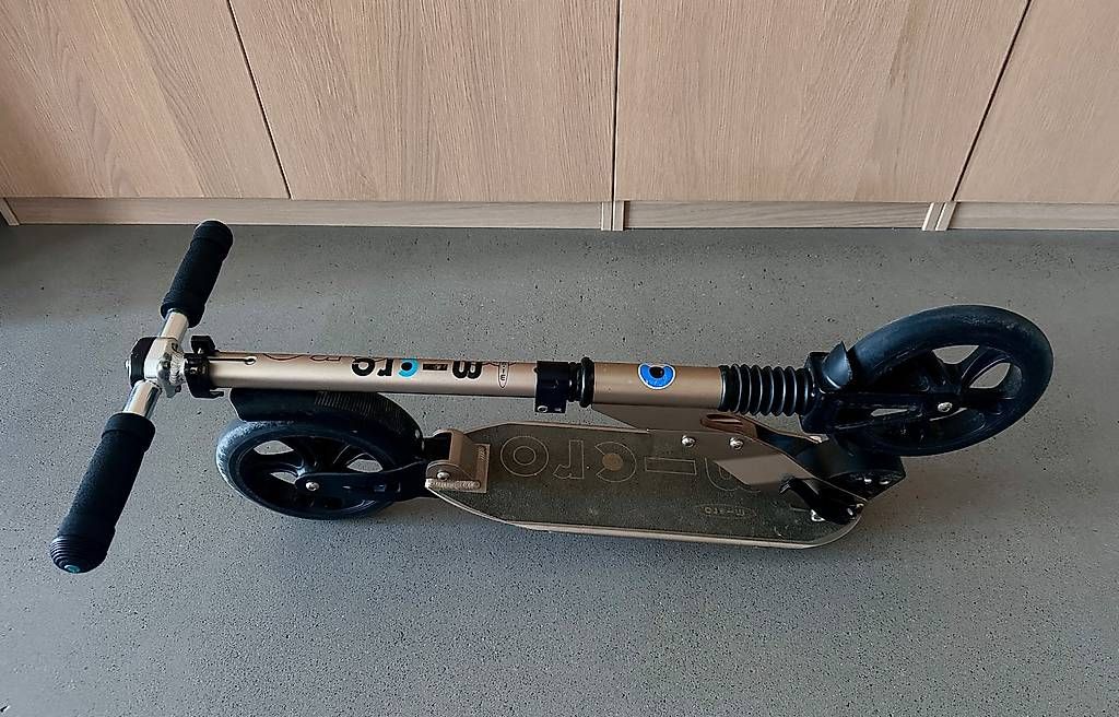 Scooter: Micro Scooter Suspension – Usato da Luzern venduto da Natalia_lu 3