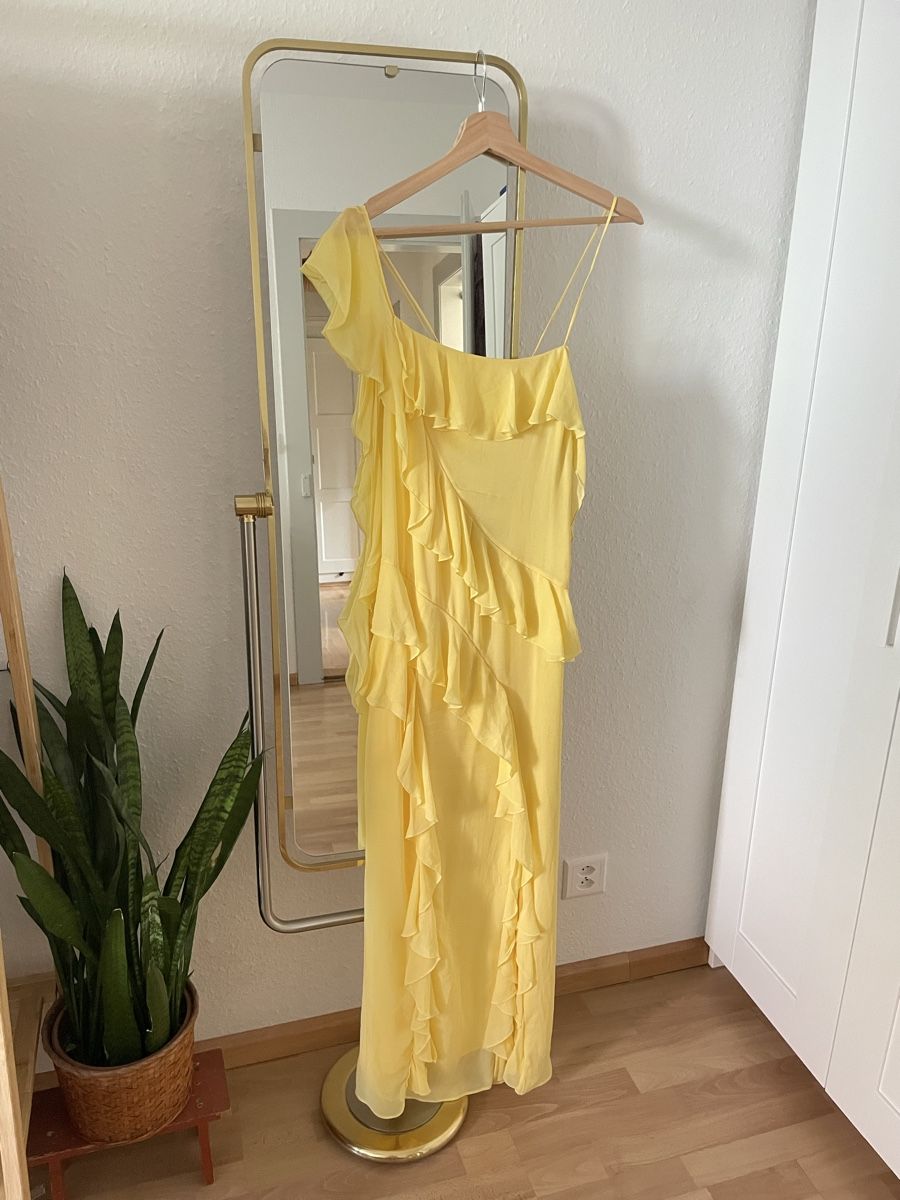 Vestiti: Schönes kleid gelb – Nuovo (secondo la descrizione) da Bern venduto da Grace2112