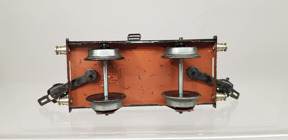 1.)Märklin Kesselwagen "Esso" in Spur 0 (Gebraucht) in Ziefen für CHF ...