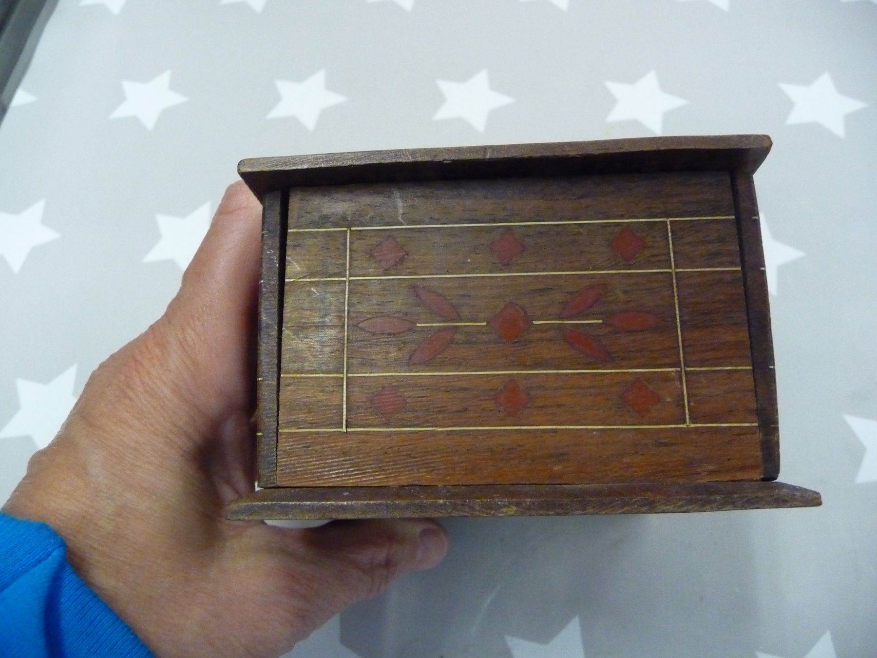 Sonstige Tabakwaren: Zigarettenbox Holzbox – Gebraucht aus Rafz von Powacaddy 4