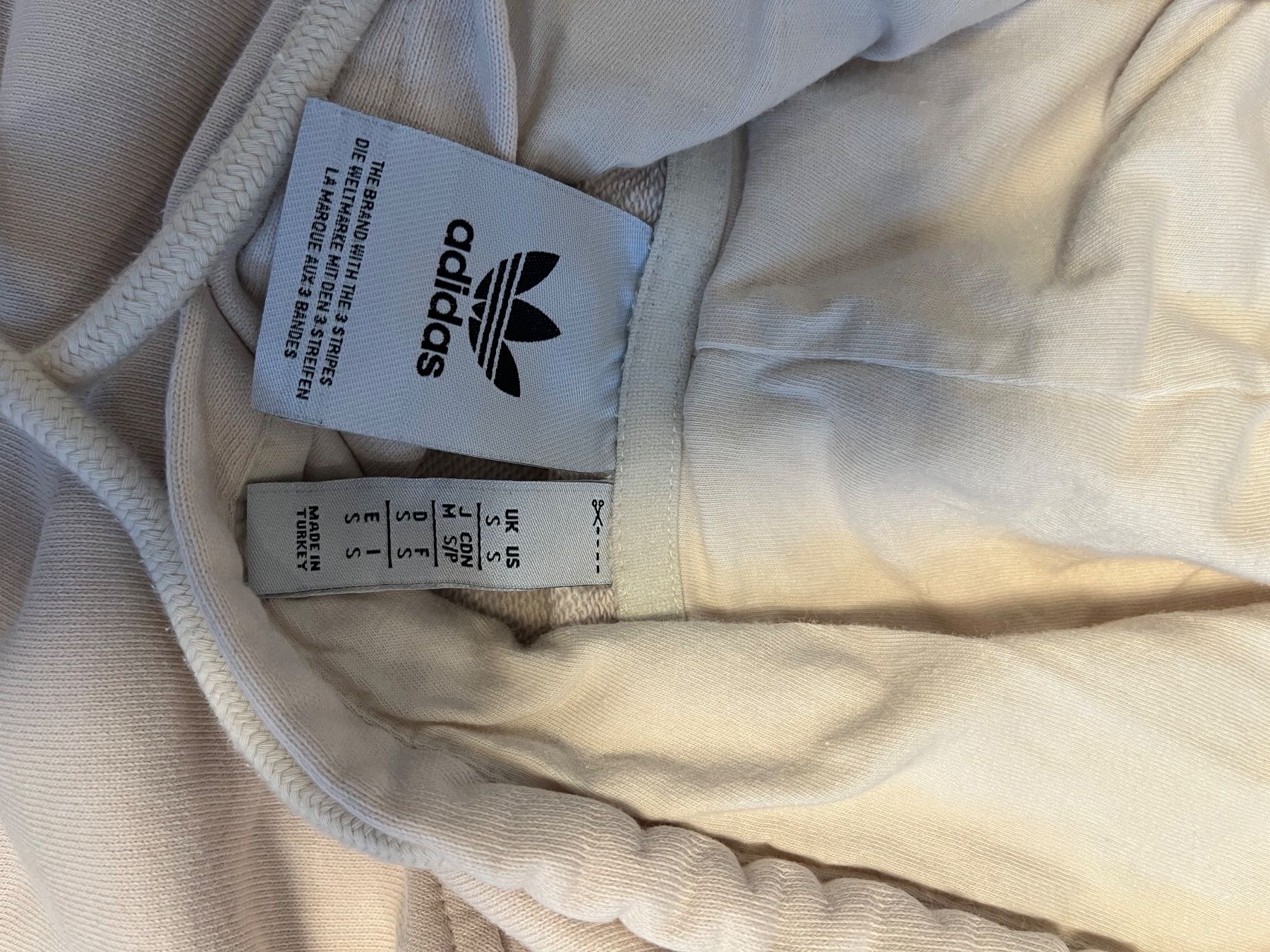 Adidas Pulls & Sweat-shirts: Adidas Kapuzenpulli beige Grösse S – D'occasion à Langnau i. E. par Bonanza3 1