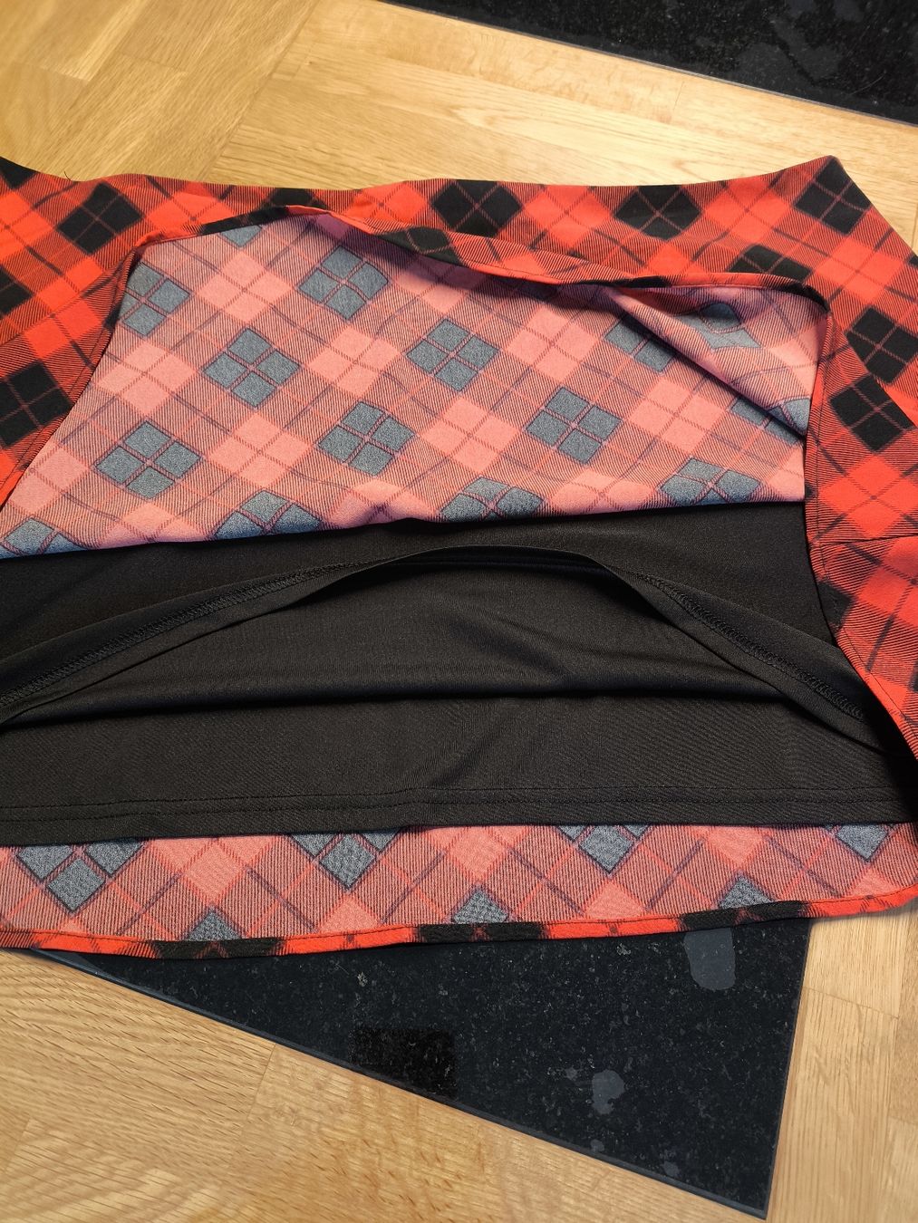 H&M Röcke: Karierter Jupes Gr.48 – Neu (gemäss Beschreibung) aus Burgdorf von Ropajesi 2
