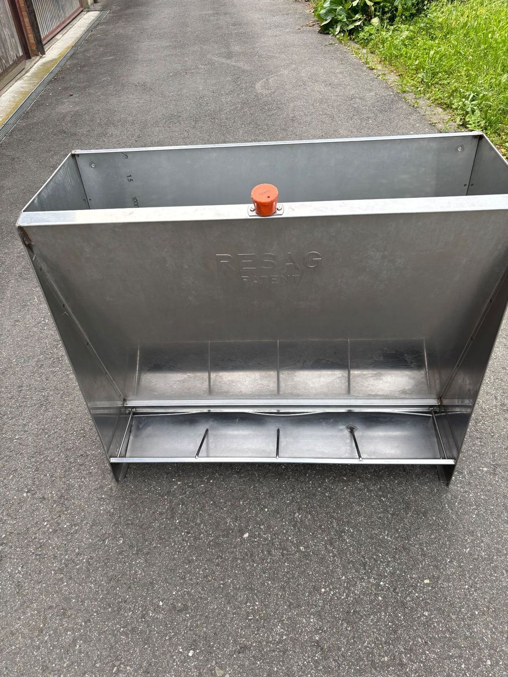 Mangimi: Futterautomat für Schweine – Usato da Siselen BE venduto da findusine