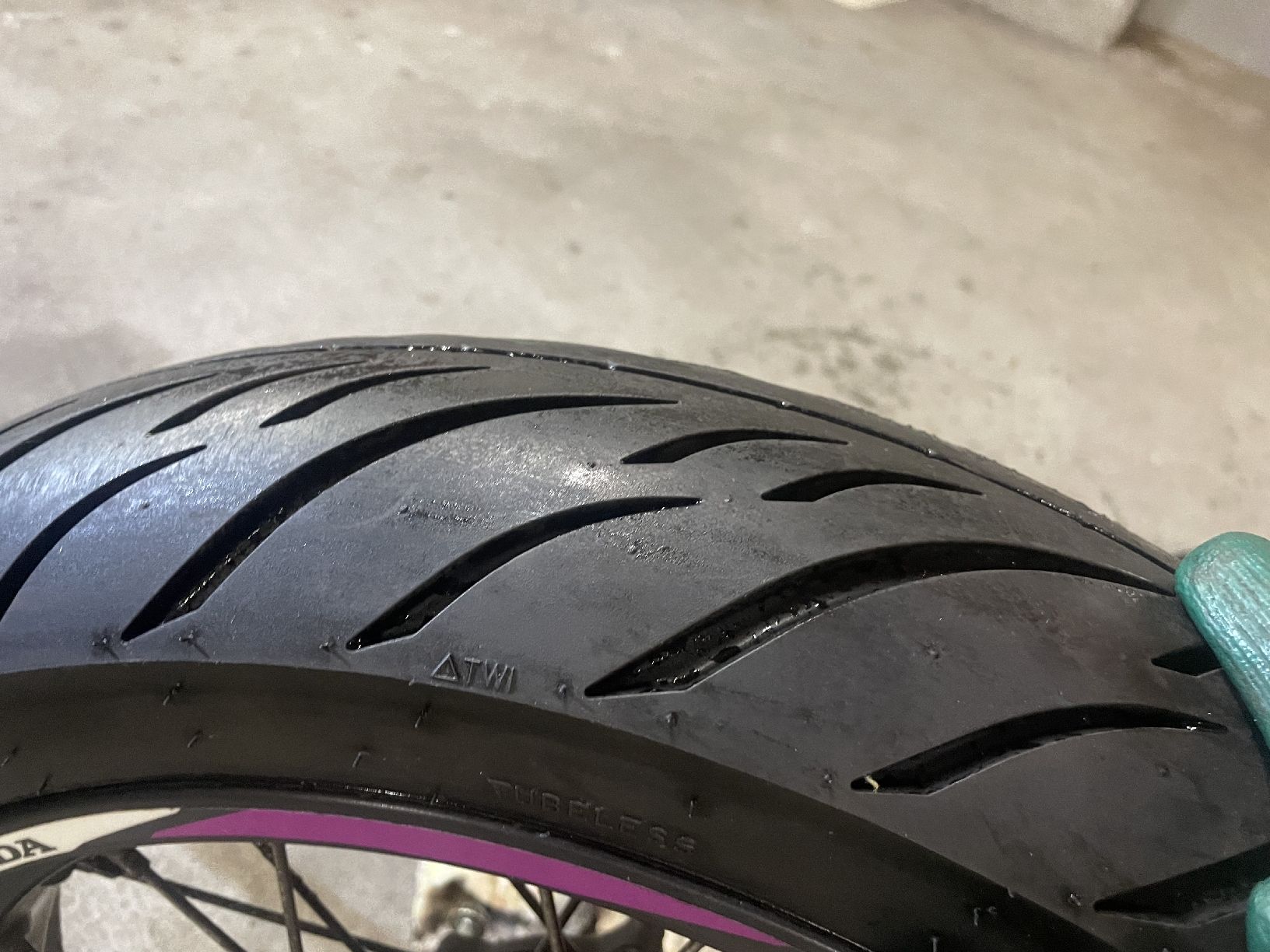 Route: Malaguti Xsm 125 Räder – D'occasion à Zürich par gorgepino 1