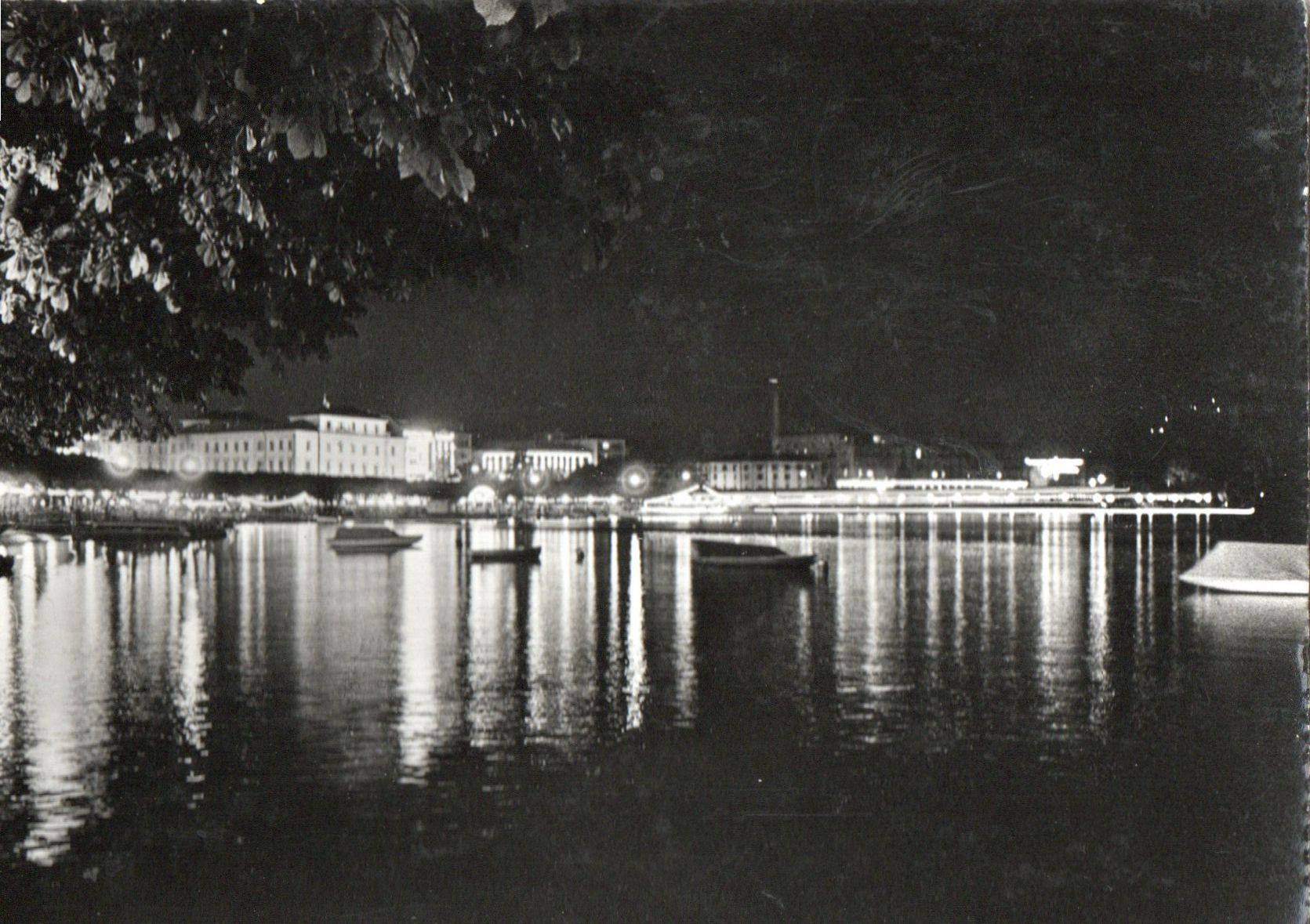 Cartes postales: Lugano di notte – Neuf (Voir description) à Melano par pisonsdro