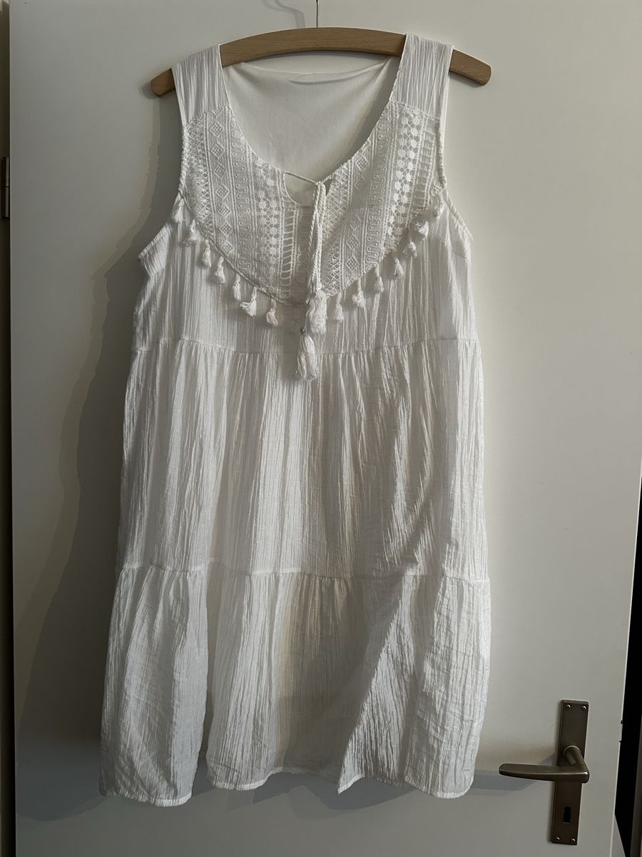 Lotti di vestiti: 3er-Set Kleider/Jumpsuite - Grösse M/L – Usato da Laufen venduto da mercedes420 1