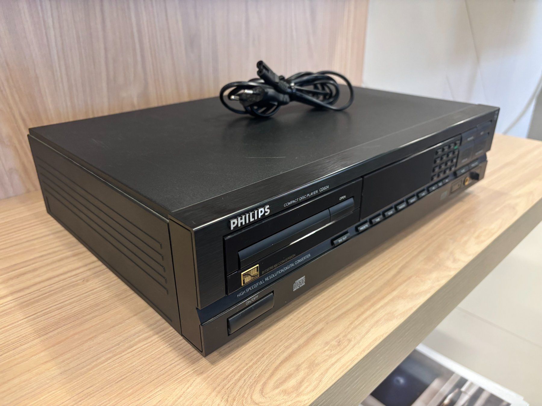 Philips Audio- & Mediensysteme: Philips CD824 – Gebraucht aus Heerbrugg von Kirchhofer 1