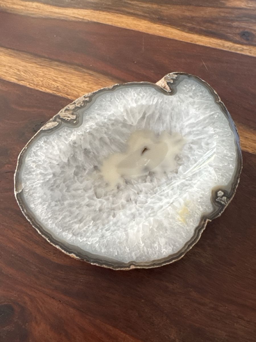 Toutes les décorations: Deko Schale aus einer Achat Geode – D'occasion à Zürich par L_Graf