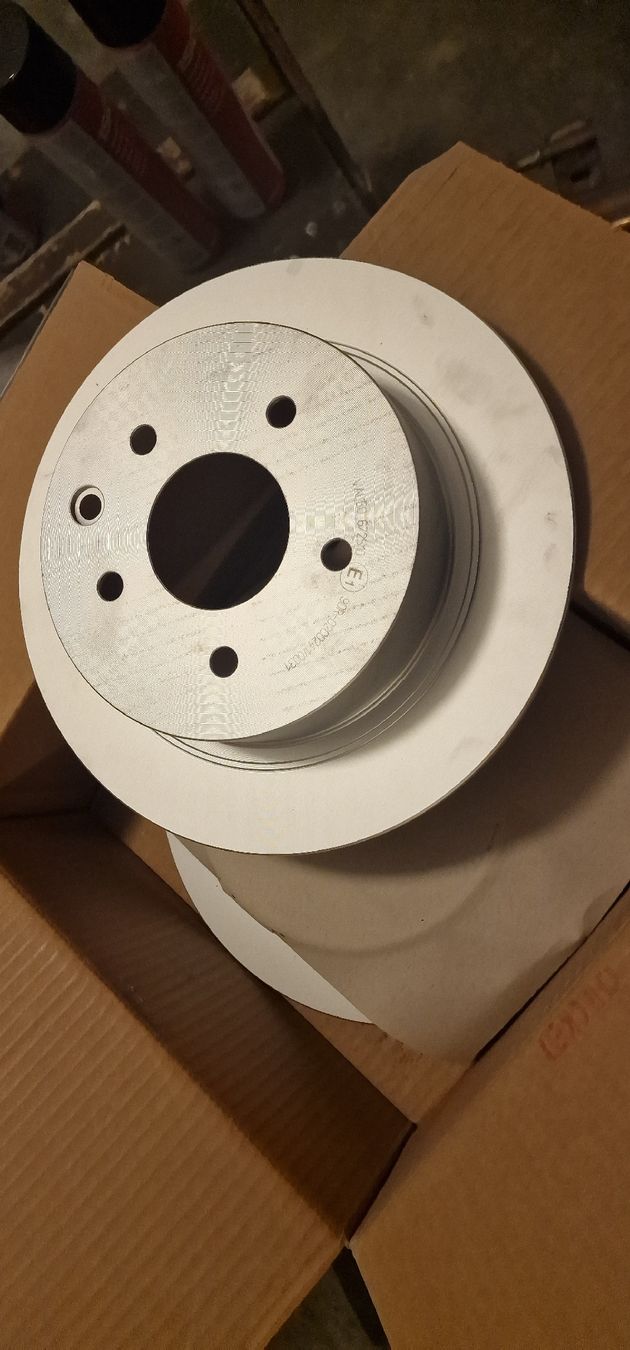 Valeo Toutes les pièces auto: disque de frein – Neuf avec emballage d'origine à Ménières par Paprikaz34 2