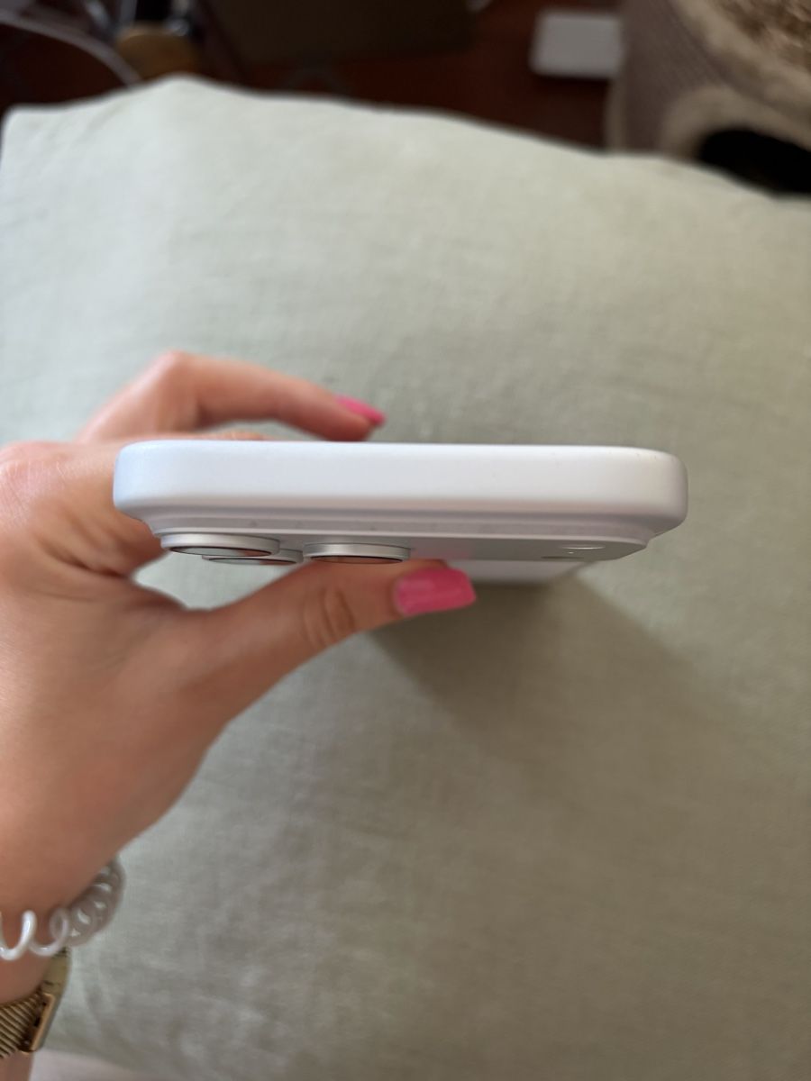 Apple Telefoni cellulari / Smartphones: IPhone 17 Pro Max 256 GB Silber – Nuovo (secondo la descrizione) da Spreitenbach venduto da SwissRoeschti 2