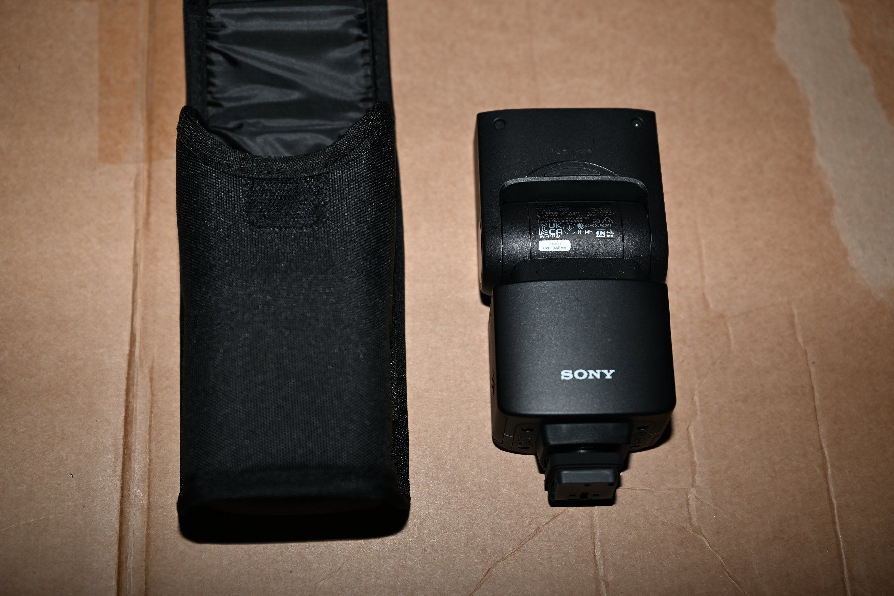 Sony Blitze: Sony HVL-F46RMA – Gebraucht aus Zürich von Verkaufen-Schweiz 1