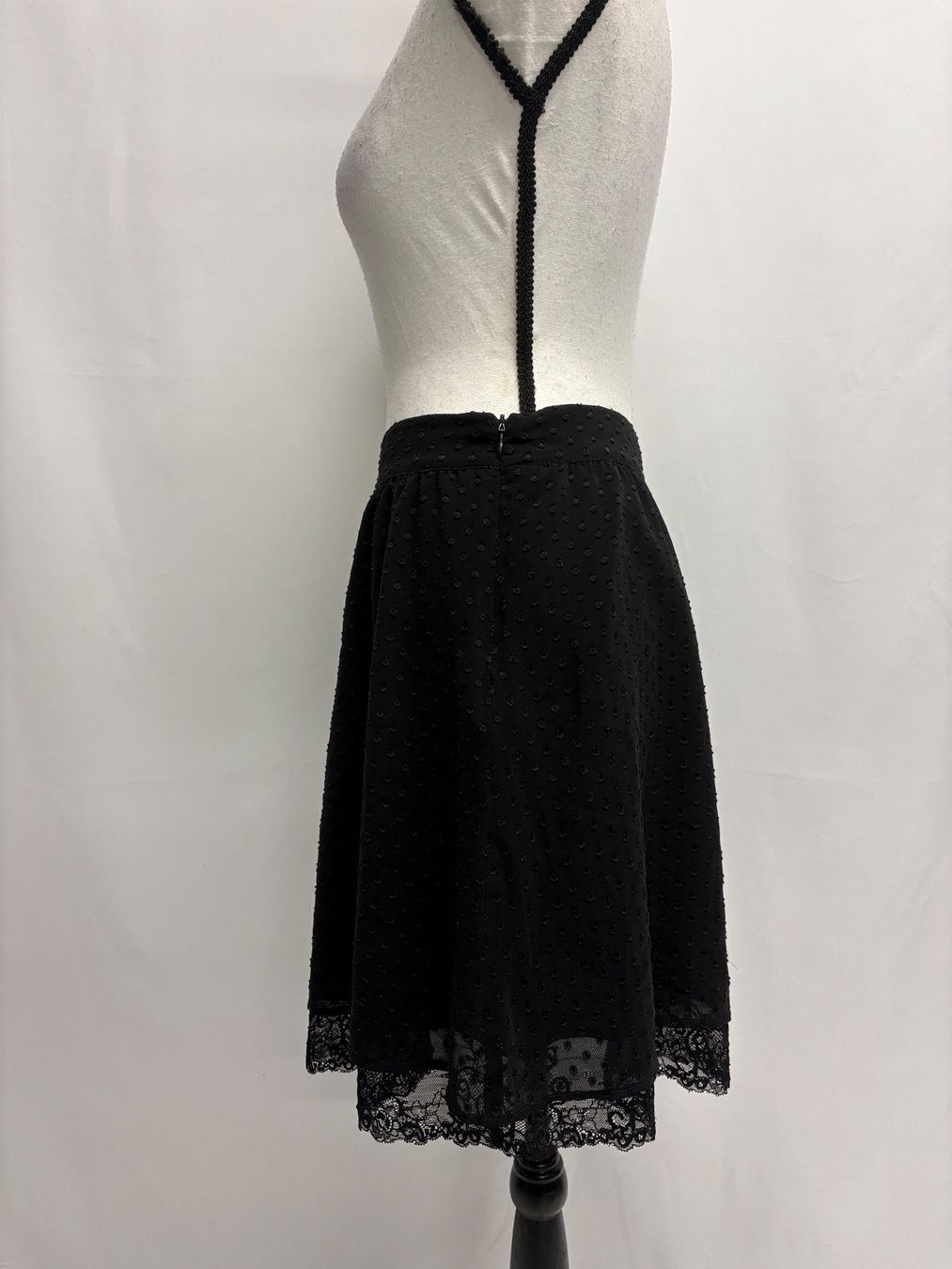 Sisley Röcke: Sisley Schwarzer Minirock mit Spitze Gr. 38 Rock – Neu (gemäss Beschreibung) aus Regensdorf von secondchancefashion 2