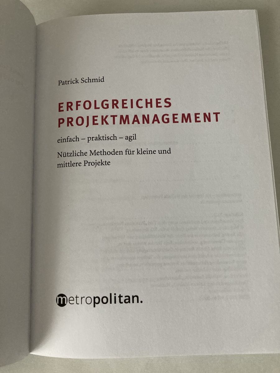 Libri: Erfolgreiches Projektmanagement – Usato da St. Niklausen LU venduto da sterala 2