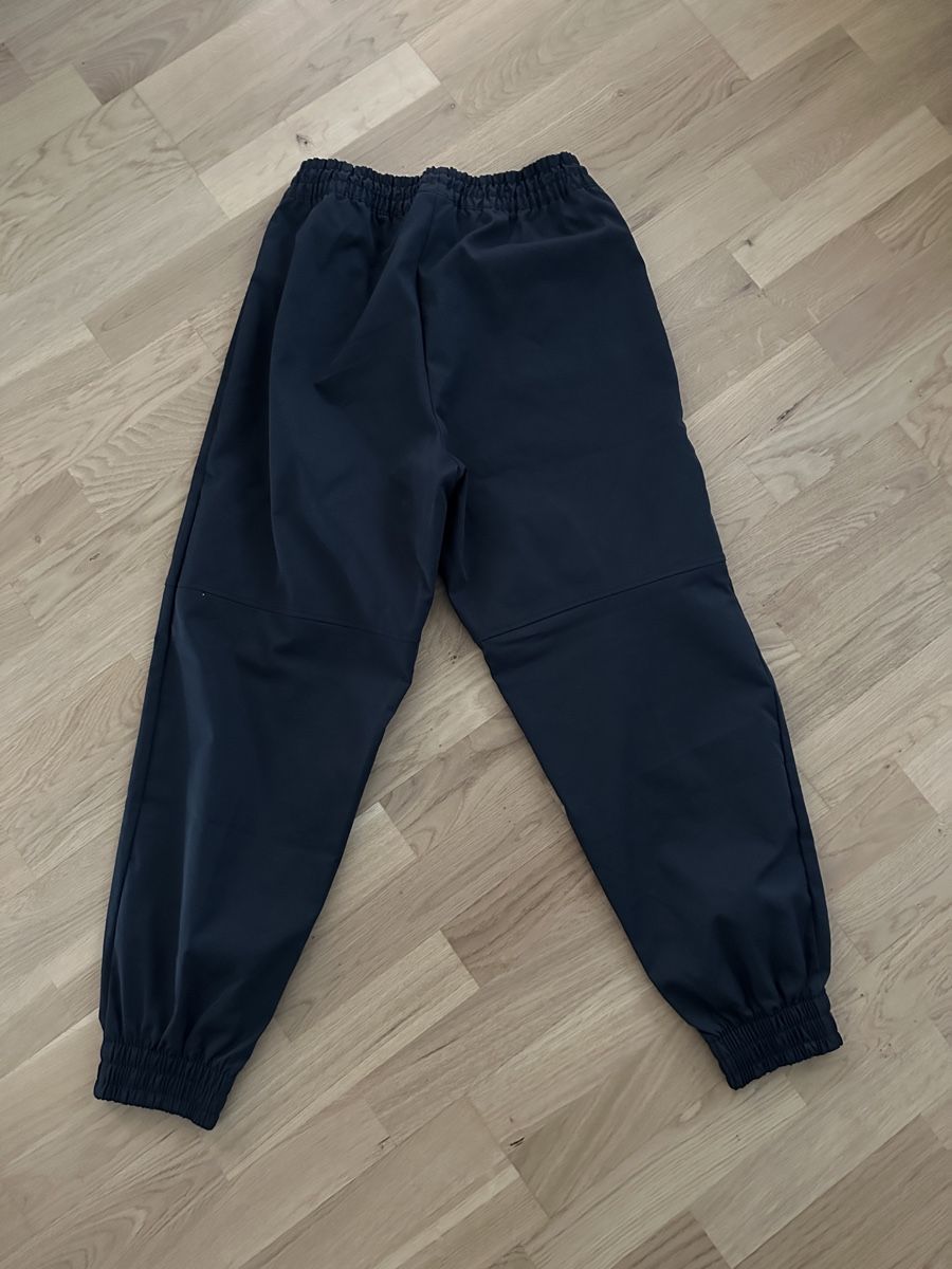 Nike Pantaloni: nike hose (M) – Usato da Freidorf TG venduto da driftingforthrifting 1