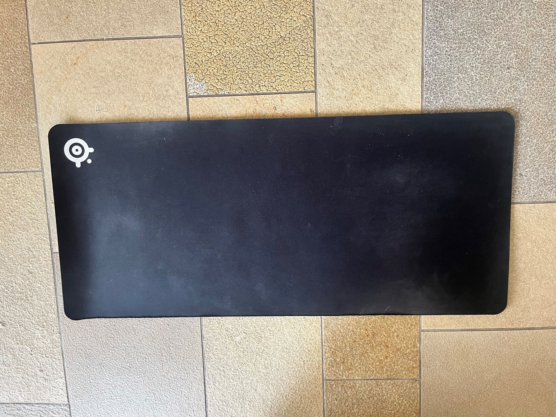 Steelseries Mausmatten: Steelseries Gaming Mausmatte – Gebraucht aus Thierachern von lou_8l2x
