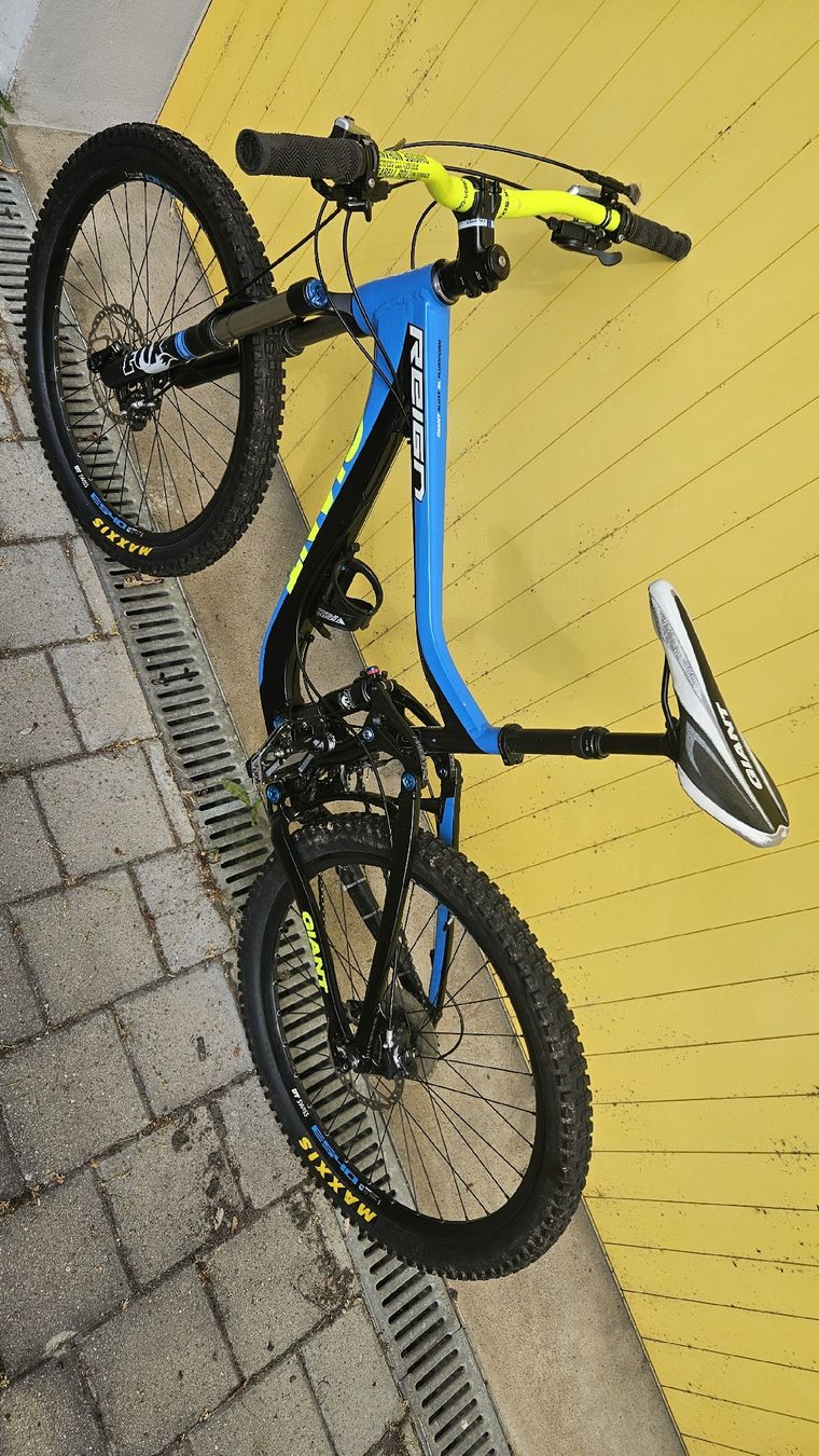 Giant Velos: Giant Reign Enduro Gr.M – Gebraucht aus Bülach von Husaberg103 5
