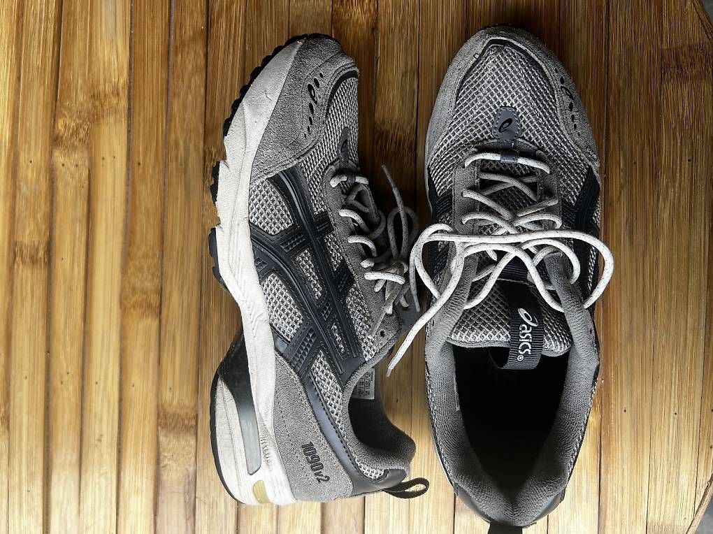 Scarpe da uomo: Asics 1090 v2 – Usato da Saxon venduto da pin_2kmn 1