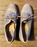 Pumps / Stiefeletten grau, Gr. 8.5 (= 39). NEU.