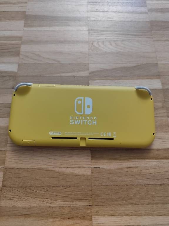 Console: Nintendo Switch Light  – Usato da Kriens venduto da mic_k959