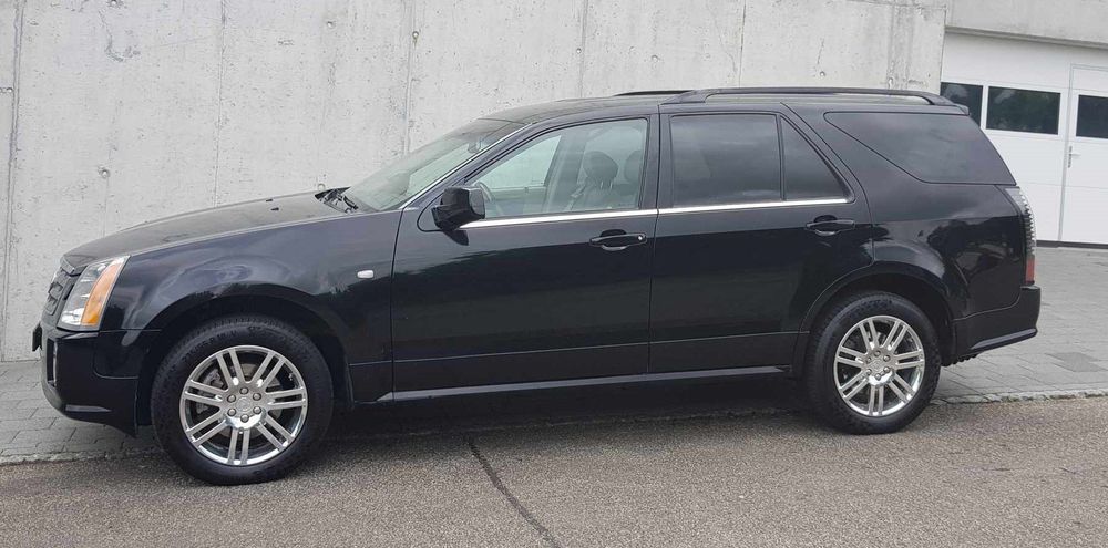 Cadillac Automobili: Cadillac SRX 4.6 V8 4x4 ab MFK – Usato da Niedergösgen venduto da Powermachines 1