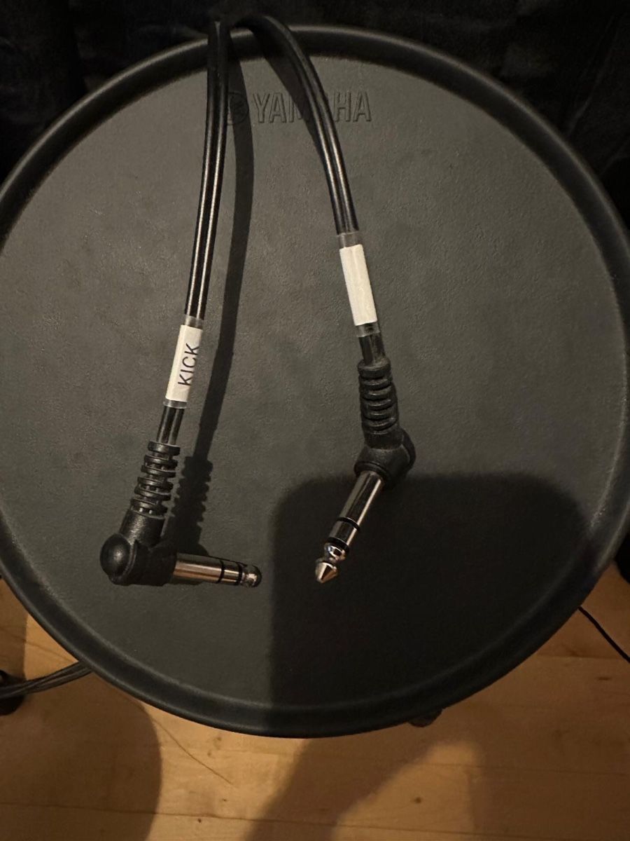 Yamaha Strumenti musicali: Batterie électronique Yamaha DTX - complète avec pédales – Nuovo (secondo la descrizione) da Le Lignon venduto da Crocogril 2