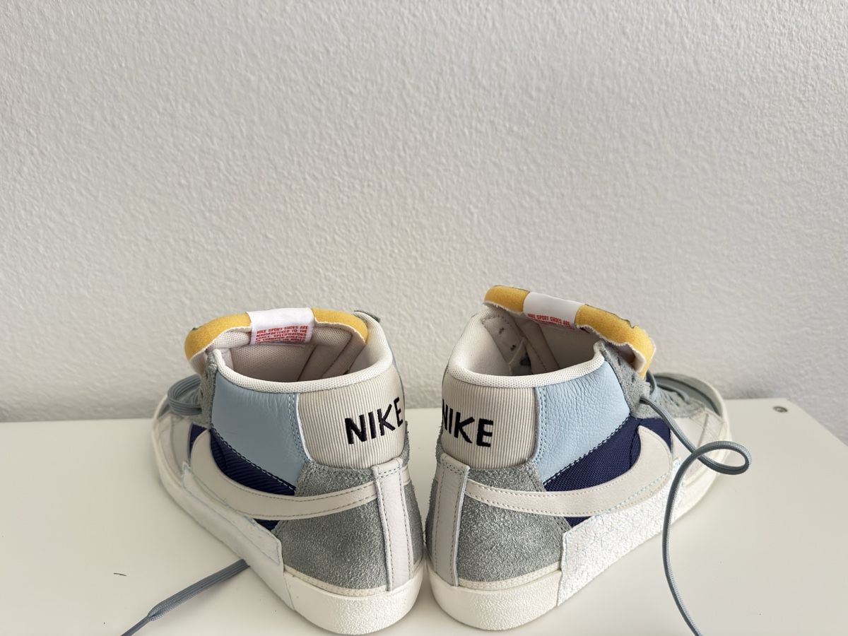 Nike Scarpe da uomo: Nike Blazer Mid 77 Pro Club Light – Nuovo (secondo la descrizione) da Urtenen-Schönbühl venduto da ShawnHova22 1