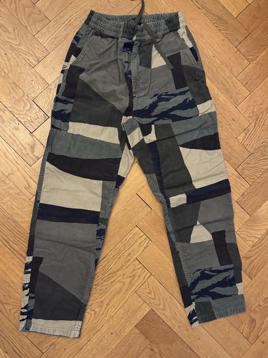 Carhartt Pantaloni: Carhartt Pantalon taille S camouflage Patchwork – Nuovo (secondo la descrizione) da Genève venduto da pau_nt5g 3