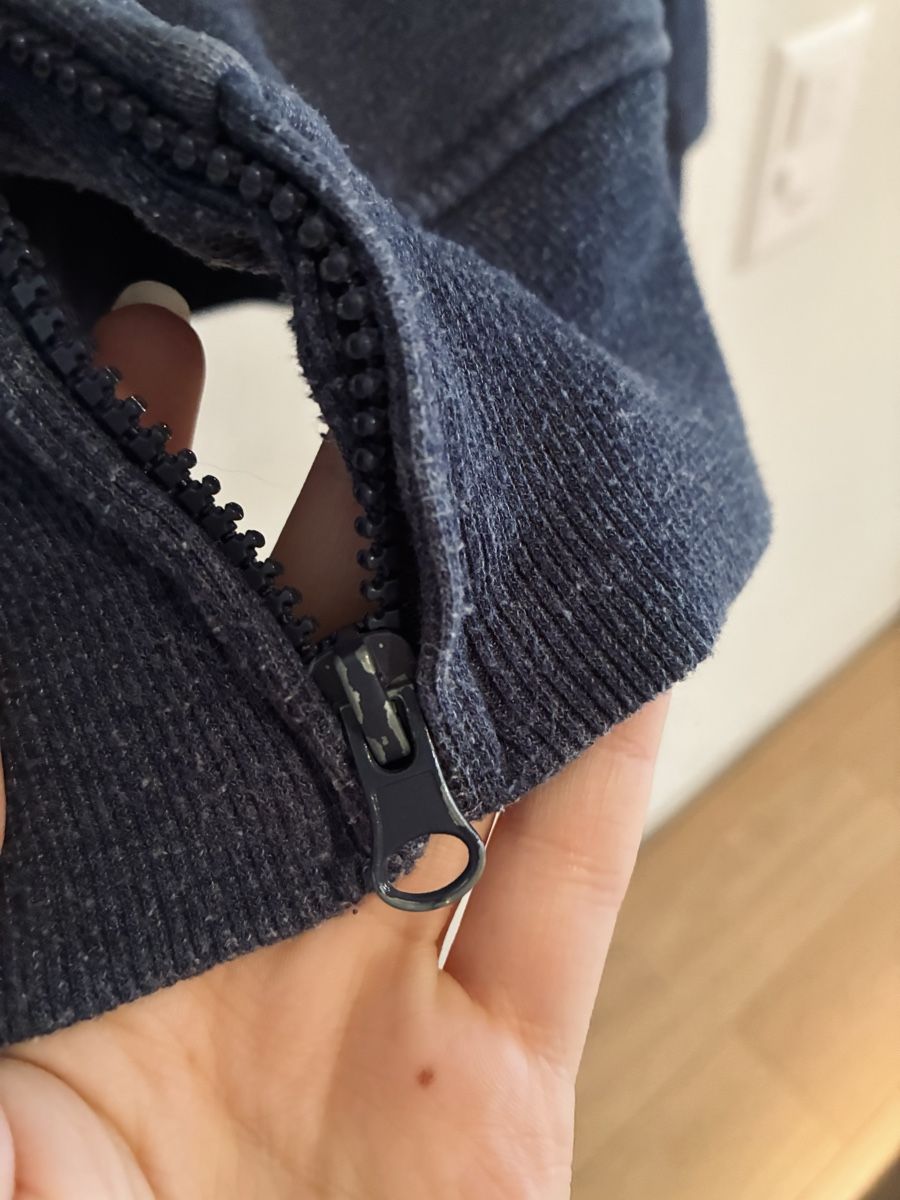 Jacken: Sweat à capuche Zermatt – Gebraucht aus Bulle von ste_t2ng 6
