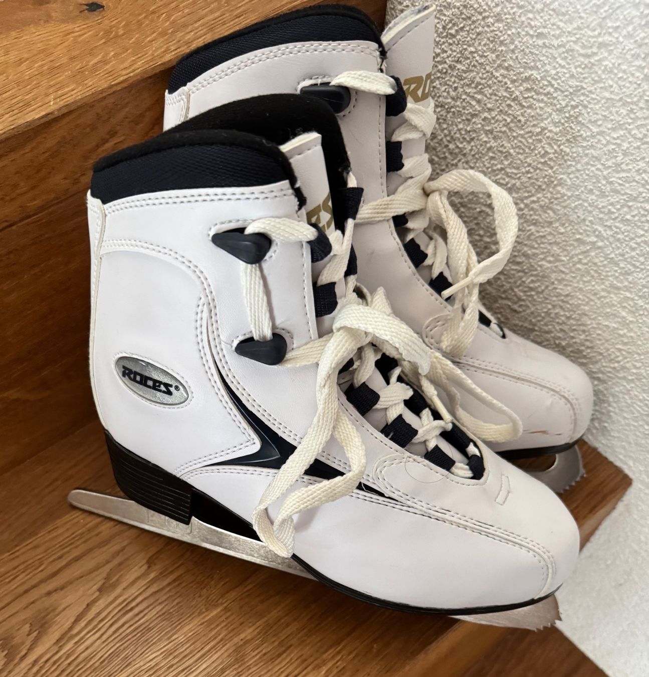 Pattini da ghiaccio: ROCES Schlittschuhe in Grösse 38 – Usato da Herzogenbuchsee venduto da zukerka 2