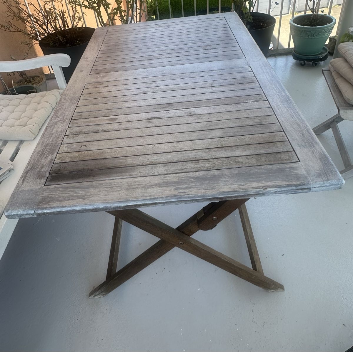 Tavoli: Gartentisch Holz 120x70cm – Usato da Luzern venduto da Lotti-Karotti