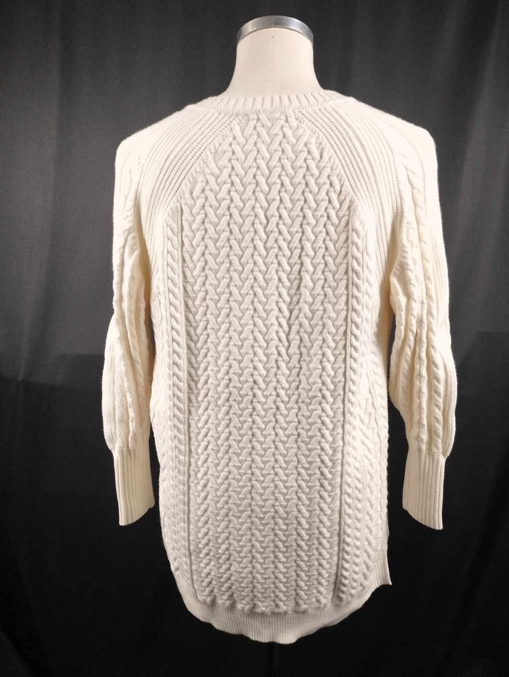 Zara Maglioni & Felpe: ZARA Pullover weiss Gr. S – Usato da Schübelbach venduto da Restwert_Schubelbach 2