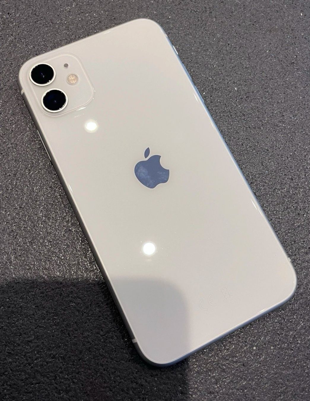 Apple Telefoni cellulari / Smartphones: iPhone 11 256GB Akku 97% – Usato da Luzern venduto da Waince786 1