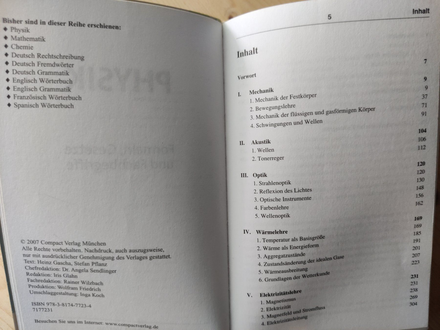 Libri: Physik Taschenbuch Compact / Formeln, Gesetze & Fachbegriffe – Usato da Muttenz venduto da IkaSul 1