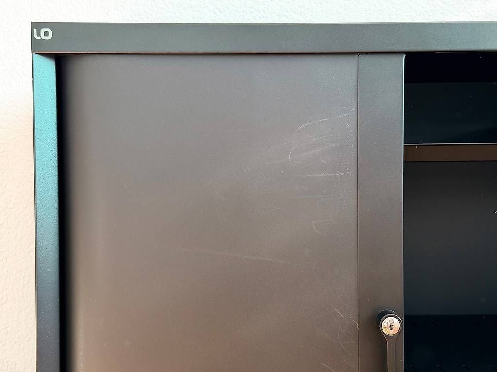 Armadi: Lista Office LO One Rollladenschrank – Usato da Einsiedeln venduto da rub_kb9s 1