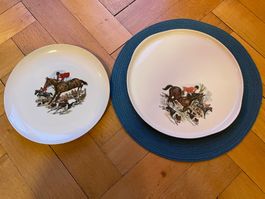 1 plat tarte et 1 grande assiette Langenthal, chasse à cour