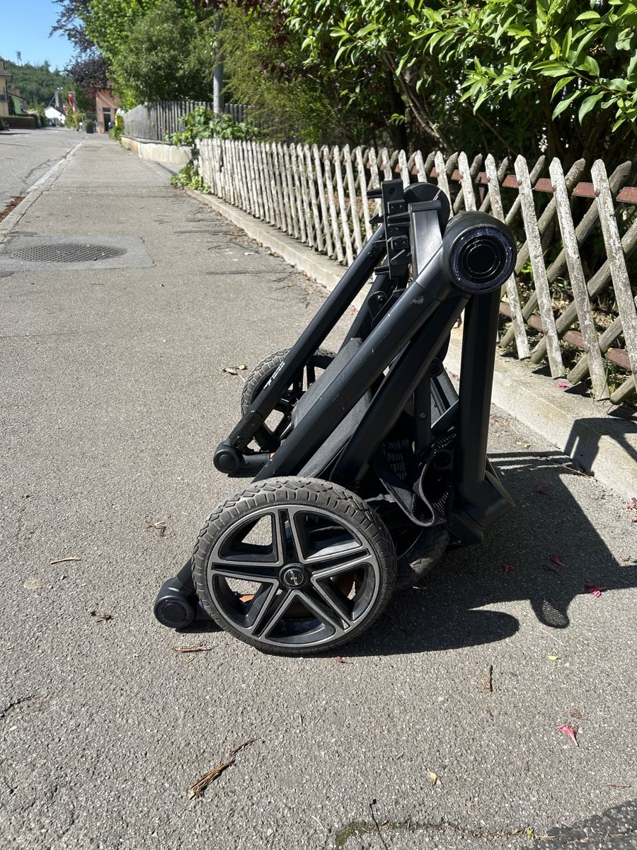 Hartan Carrozzine: Hartan Kinderwagen (2022) – Usato da Biberist venduto da ina_s9z5 6