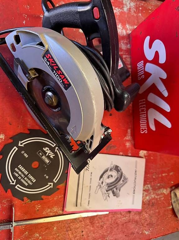 Seghe: Scie circulaire Skilsaw 1100W – Usato da Correvon venduto da EstebanEnero